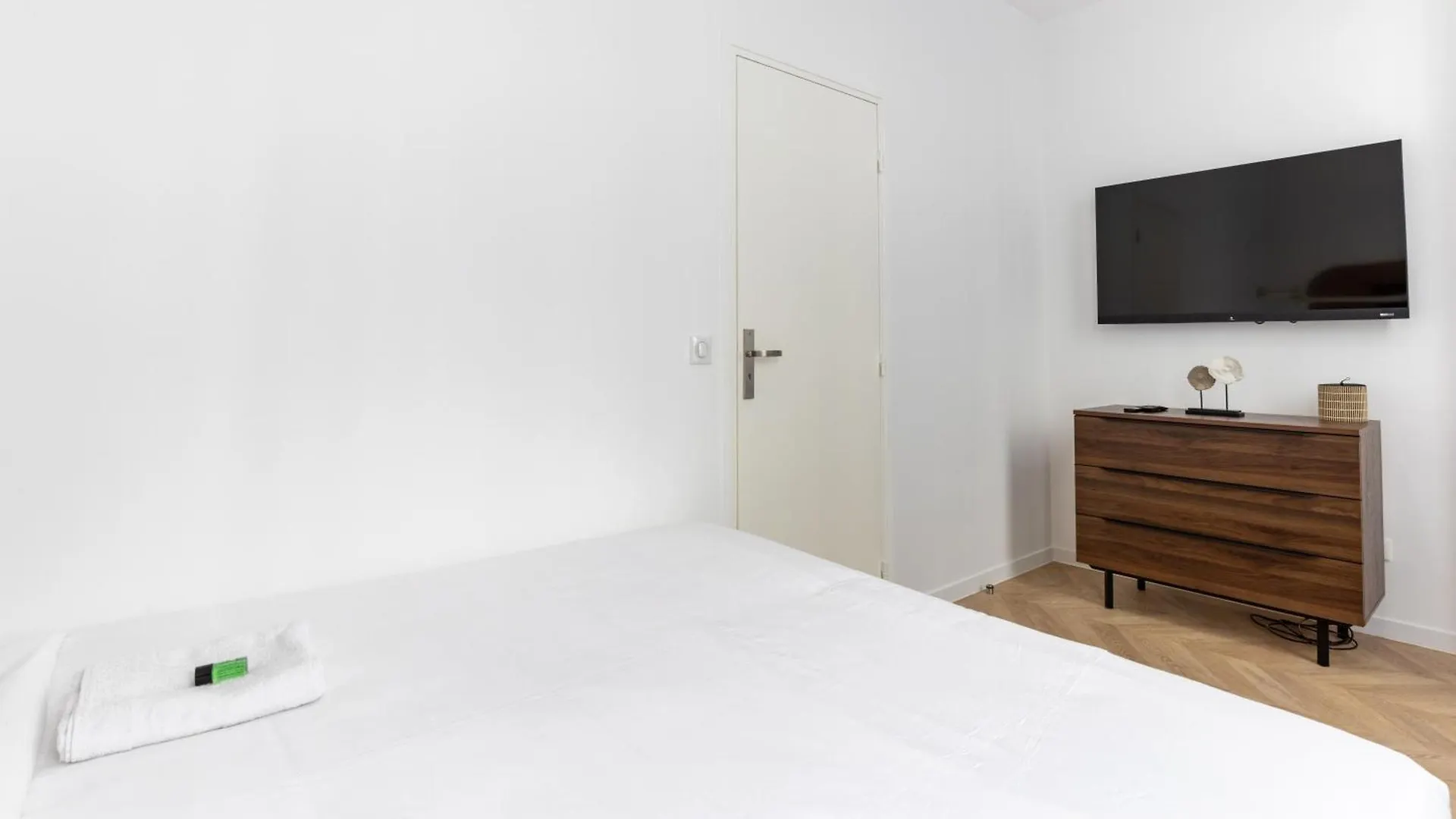 Hsh St Germain/Jardin Du Luxembourg : Luxury Apartment Paris