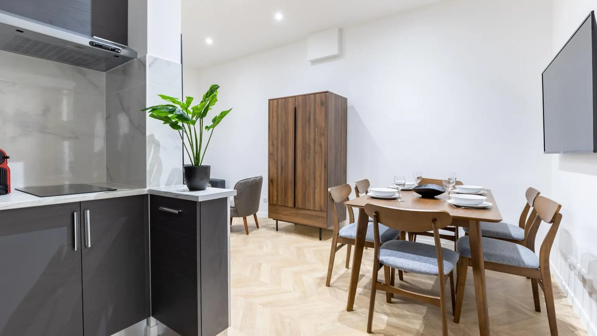 Hsh St Germain/Jardin Du Luxembourg : Luxury Apartment Paris 0*,